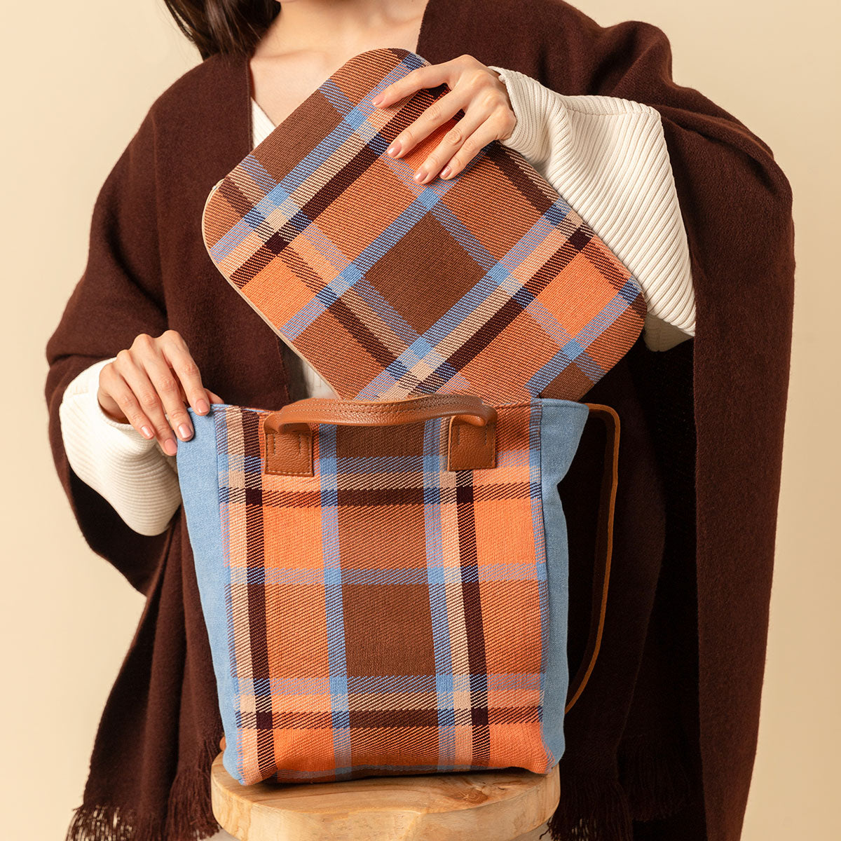 FW2427-Ana-Tote-FW2435-Elenita-Brickstone.jpg