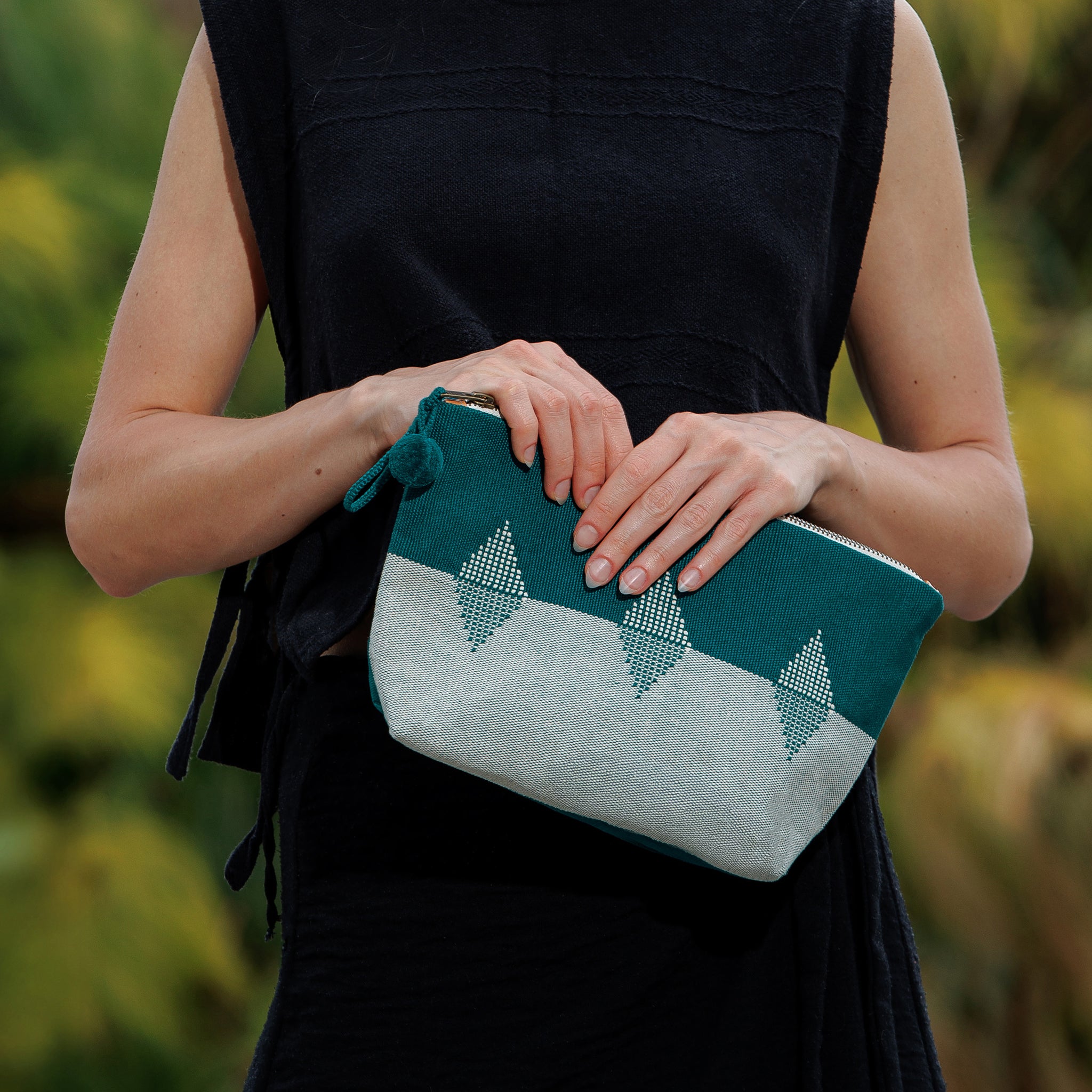 RES2601-Cristina_Cosmetic_Pouch-Tealoom-Closeup_4154ee3f-4f42-4bcb-9366-5782e61b2acd.jpg